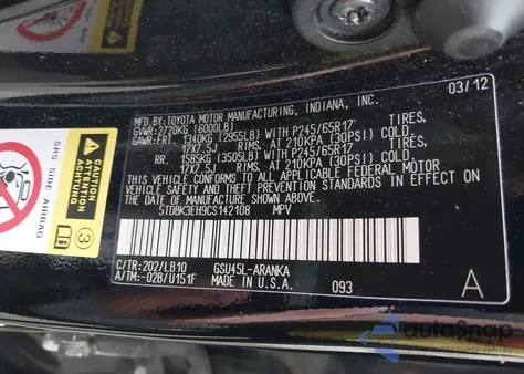 2012 Toyota Highlander Se V6 z USA, uszkodzony, nr VIN 5TDBK3EH9CS142108